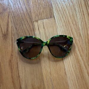 Alexander McQueen Green Tortoiseshell Sunglasses